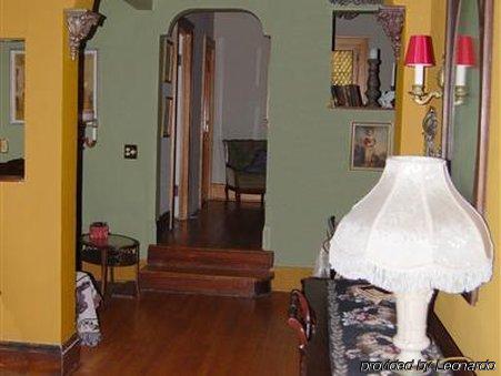 Schuster Mansion Bed & Breakfast Милуоки Номер фото
